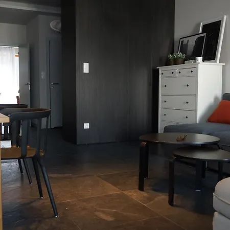 Gold Apartment